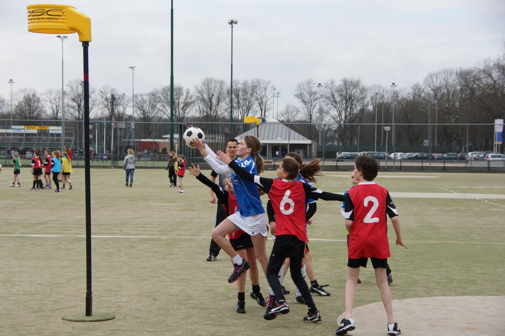 Korfbal D2  13 april-023.JPG